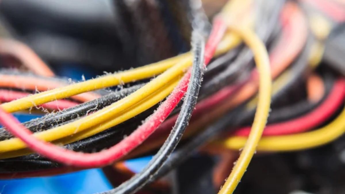 Why is it important to keep cables free from dust?