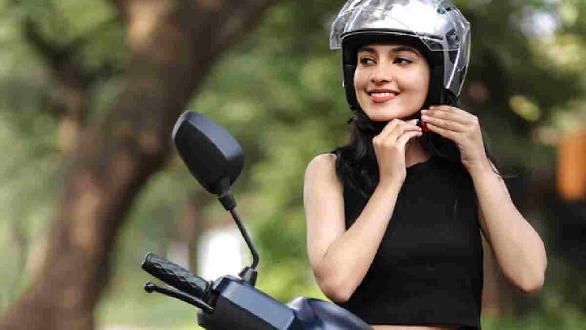 Ride Safe, Ride Smart: Finding the Perfect Helmet and Helmet for Women